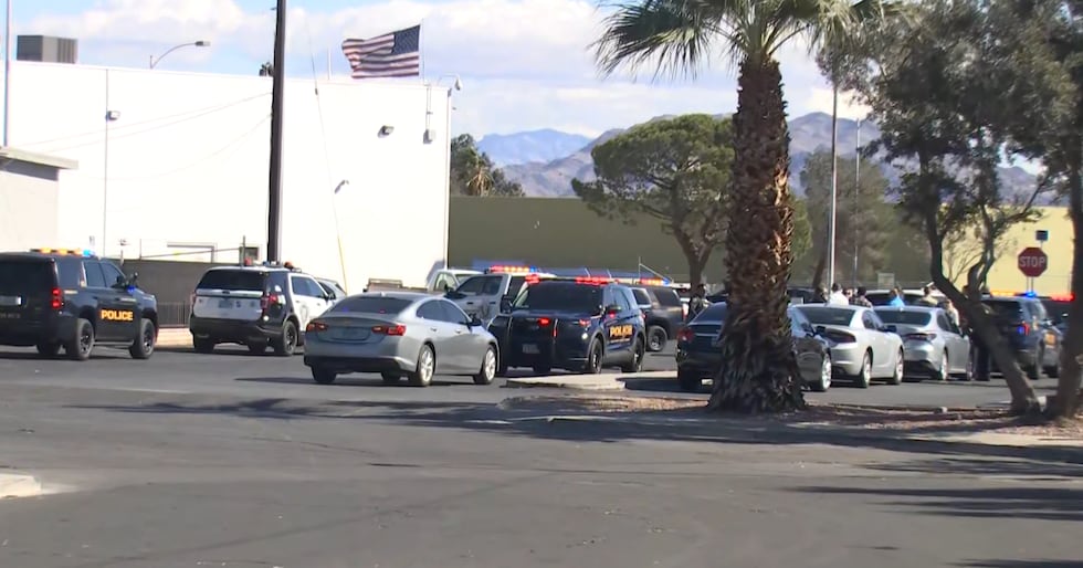 La Policía Metropolitana de Las Vegas y el Departamento de Policía del Distrito Escolar del...