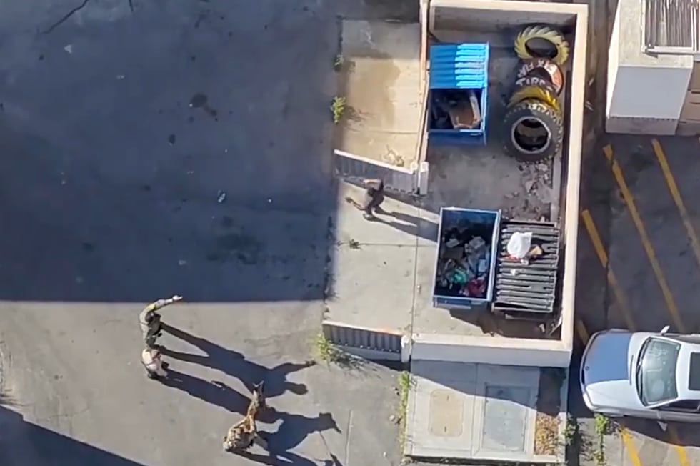 Dron de la policía de Las Vegas ayuda a localizar a sospechoso tras apuñalamiento y choque en...