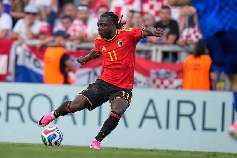 El belga Jeremy Doku durante el partido amistoso entre las selecciones de Croacia y Bélgica,...