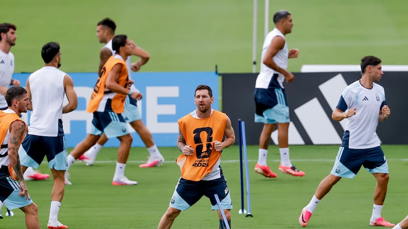 El delantero argentino Lionel Messi durante un entrenamiento de cara a la semifinal contra...