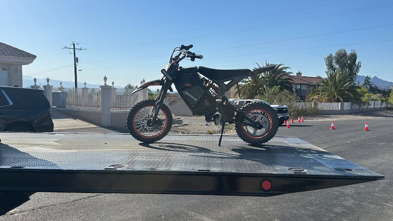 La policía cita velocidades peligrosas, el transporte de menores y el riesgo de accidentes;...