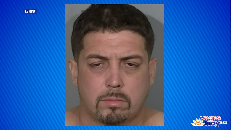 La policía de Las Vegas busca víctimas adicionales en una investigación de agresión sexual.