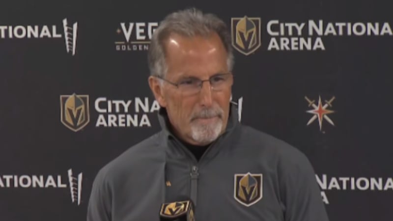 Los Vegas Golden Knights dan la bienvenida a su nuevo entrenador en jefe, John Tortorella