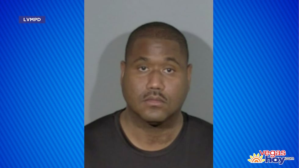 Arrestan al subdirector de una escuela chárter de Las Vegas bajo cargos de abuso infantil.