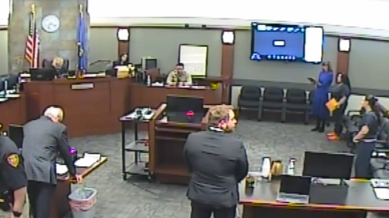 Dos mujeres cumplirán pena de cárcel por su participación en una persecución policial a alta...