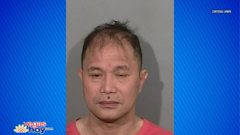 Policía de Las Vegas arresta a un profesor por conducta sexual inapropiada y busca a otras...