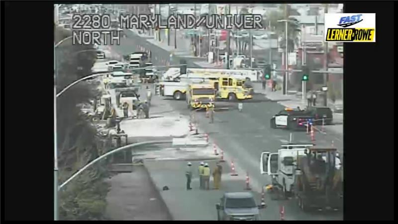 Los bomberos del Condado Clark respondieron el lunes a una fuga de gas cerca de la Universidad...