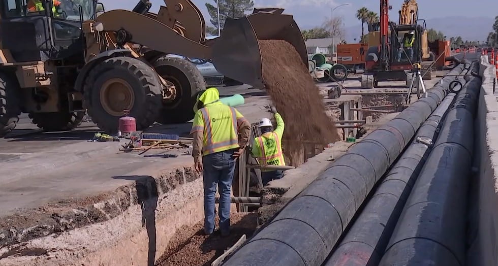 Los conductores y peatones que transitan por Nellis Boulevard se enfrentan a carriles más...