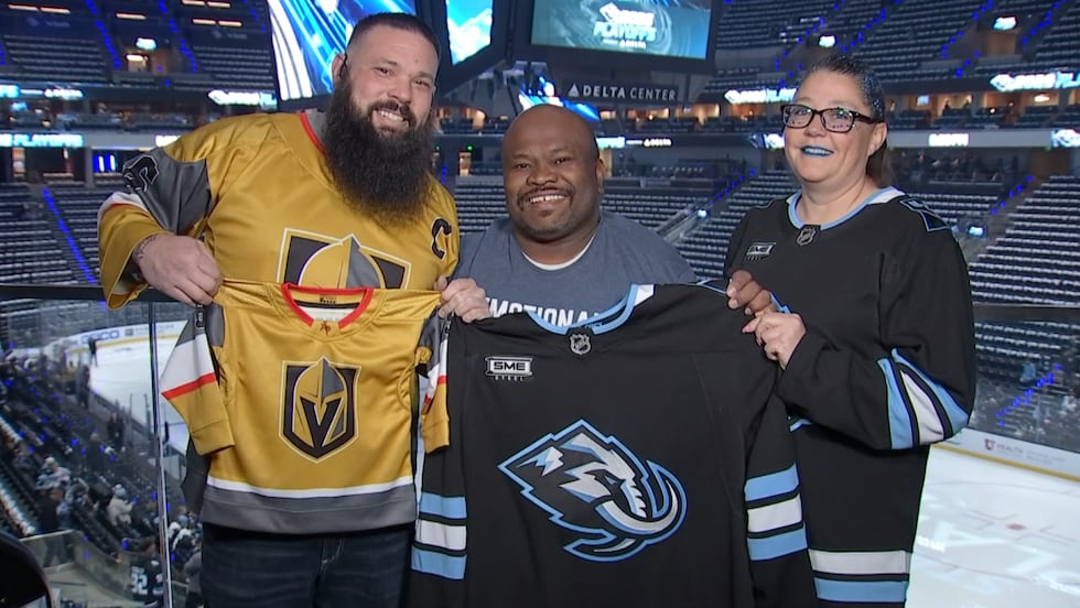 La familia tuvo la oportunidad de alejarse del hospital para asistir a la segunda noche de la...