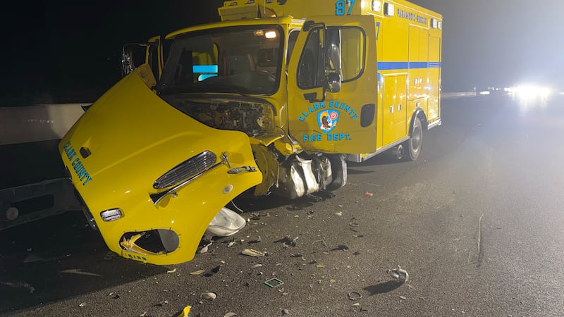Un choque con fuga que involucró a varios vehículos, ocurrido la madrugada del viernes en...