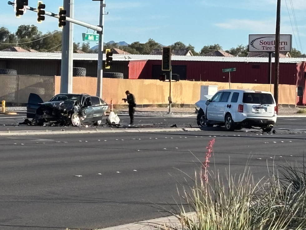 Los oficiales del Departamento de Policía Metropolitana de Las Vegas respondieron a un...