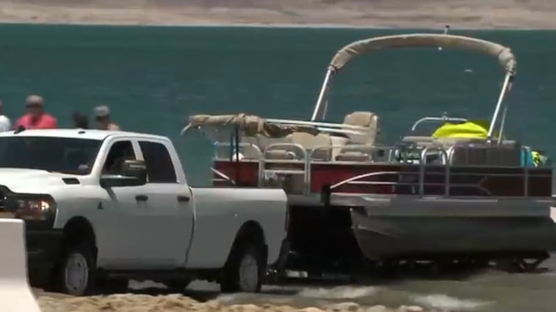 Despite projected low water levels at Lake Mead, boaters told FOX5 they had a smooth time...