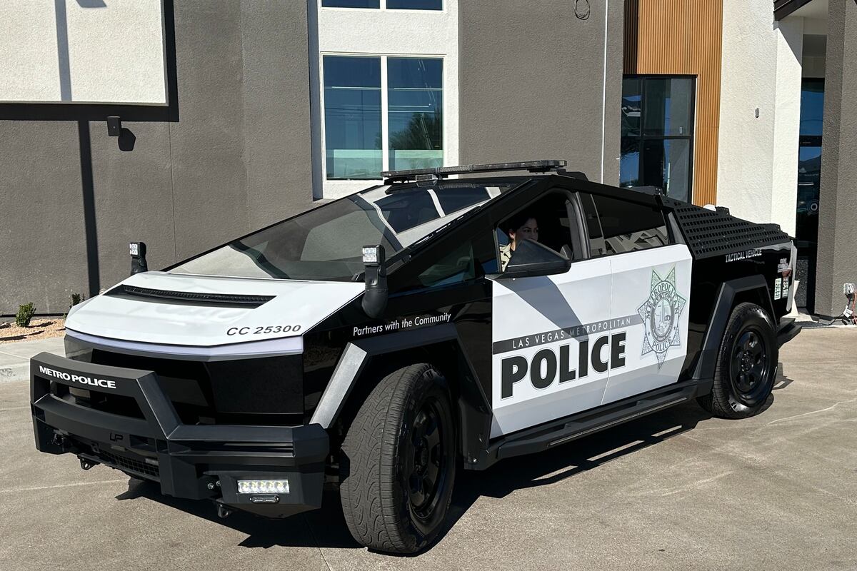 preloaded gallery image