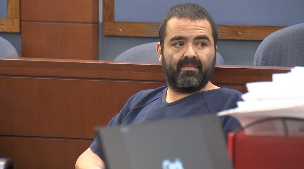 El hombre acusado del tiroteo en un supermercado de Las Vegas comparece ante el tribunal por...