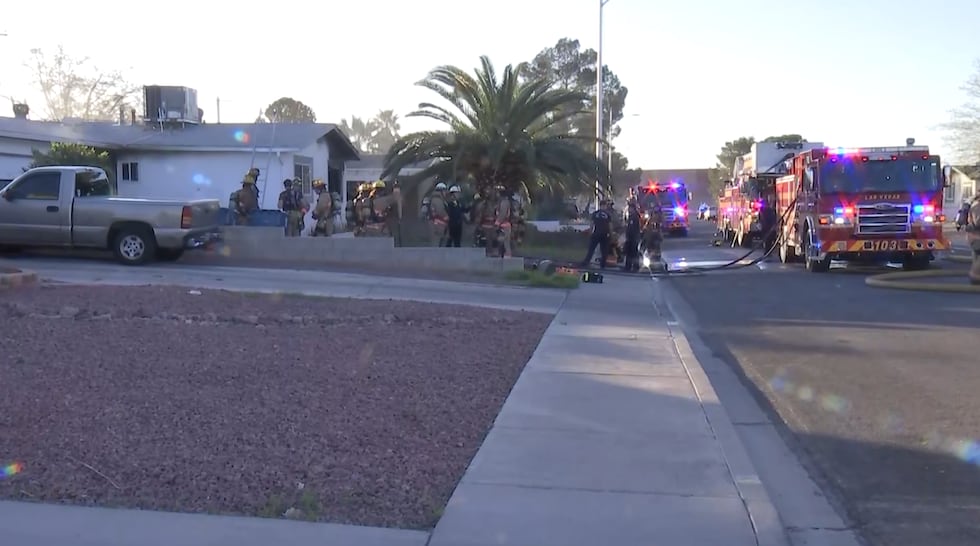 El martes 10 de marzo de 2026 se produjo un incendio en una casa cerca de Alta y Jones.