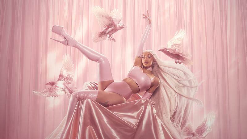 Cardi B anuncia parada de su gira en Las Vegas