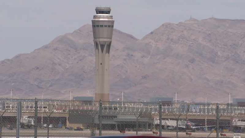 Extreme heat impacting flights, weight reductions at Harry Reid Airport