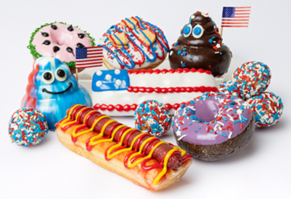 Pinkbox Doughnuts ofrecerá una colección de donas de temática patriótica para celebrar el...