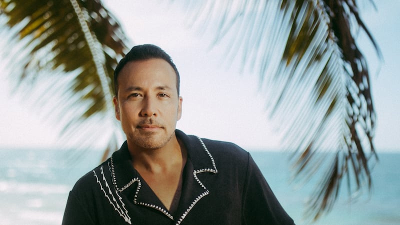Howie Dorough trae "Cafecito Con Howie" al Hard Rock Cafe de Las Vegas.