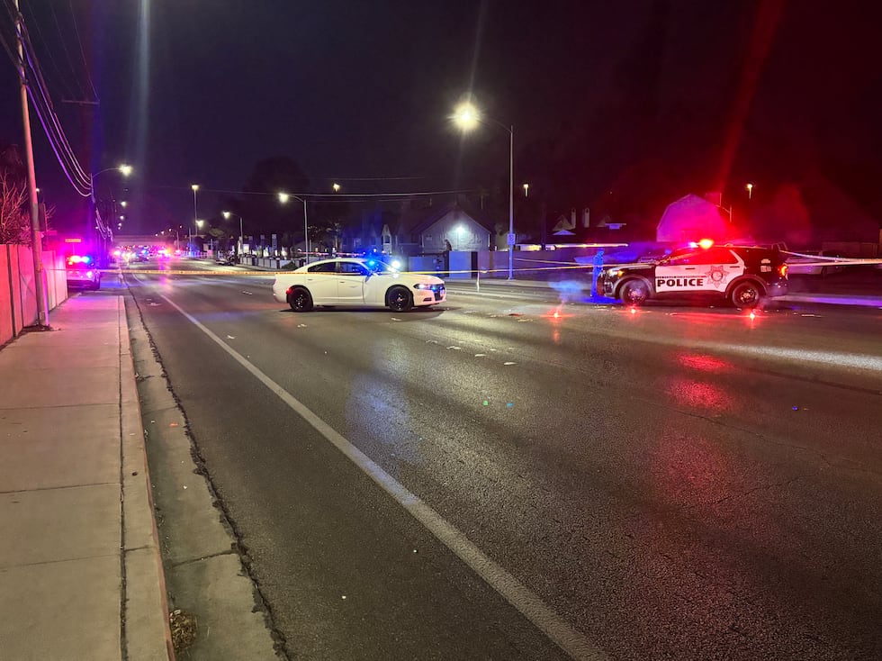 Una persona fallecida en un choque en Mountain Vista y Rawhide, informa la LVMPD