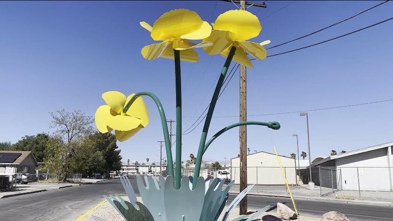 Una escultura de arte público rinde homenaje a la herencia latina del artista en el este de...
