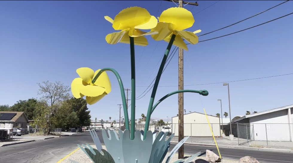 Una escultura de arte público rinde homenaje a la herencia latina del artista en el este de...
