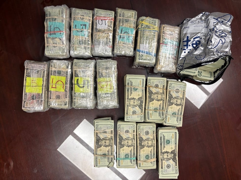Un grupo de trabajo federal conjunto desarticula una red de tráfico de fentanilo a gran escala...