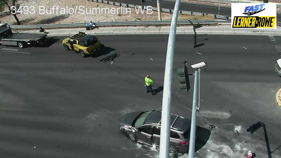 La Policía Estatal de Nevada está investigando un accidente en el valle oeste que ha provocado...