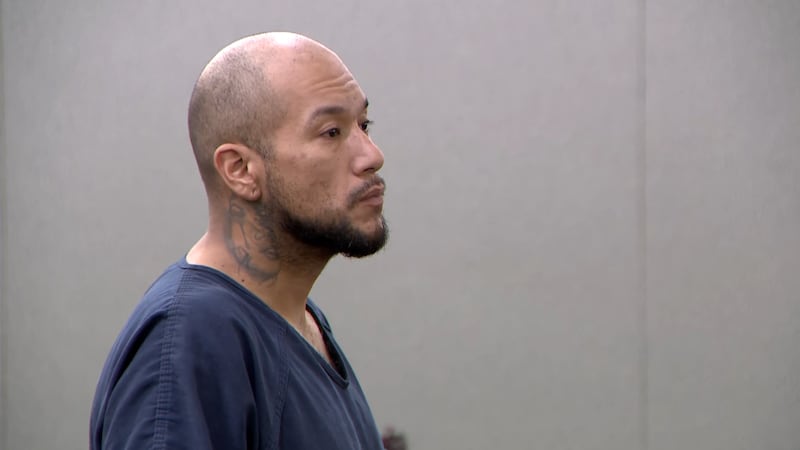 Un hombre arrestado 36 veces comparece ante un tribunal de Las Vegas tras negarse a hacerlo...