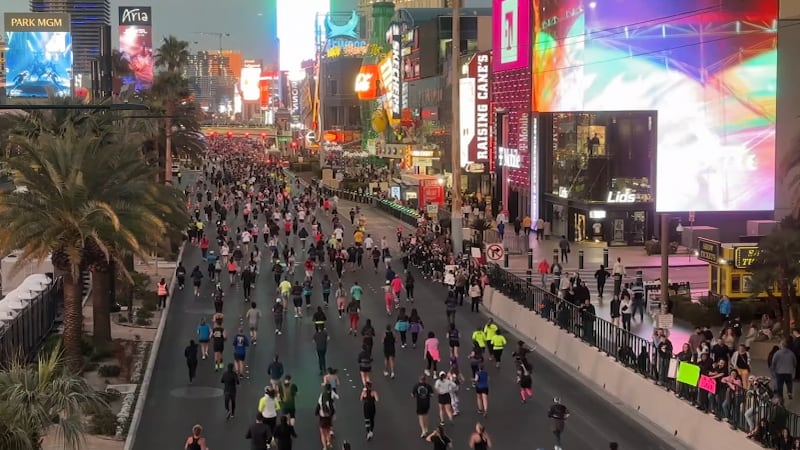 La serie de carreras Rock ‘N’ Roll de Celsius regresó al Strip de Las Vegas durante el fin de...