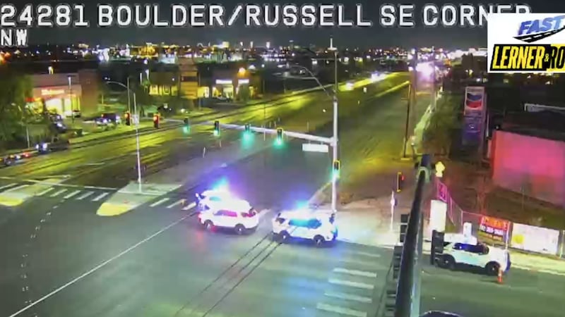 Se informó de una fuerte presencia policial cerca de Boulder Highway y Russell Road el domingo...