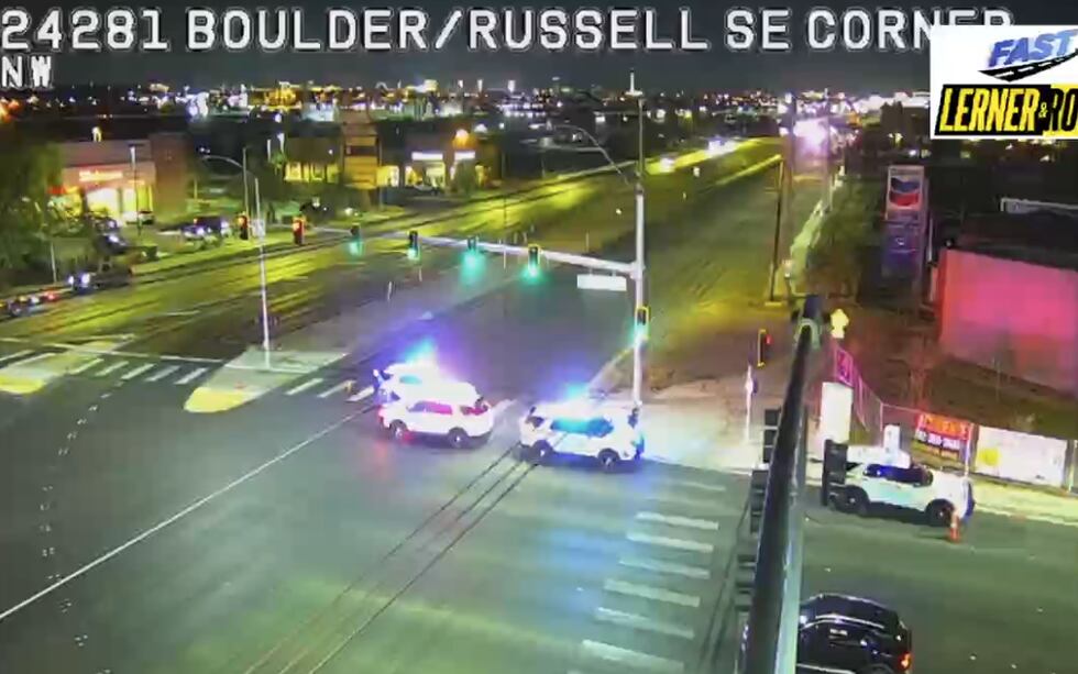 Se informó de una fuerte presencia policial cerca de Boulder Highway y Russell Road el domingo...