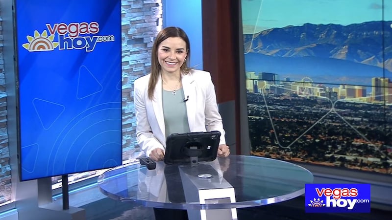 Las carreteras cercanas a la Universidad de Nevada, Las Vegas, fueron reabiertas después de...