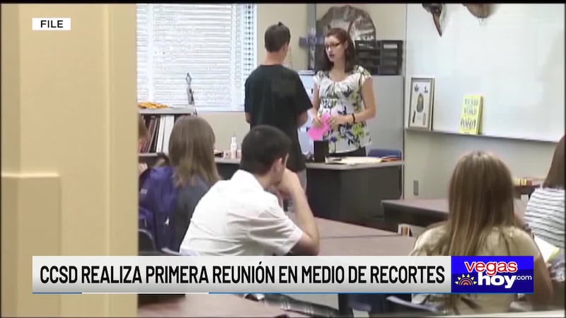 El distrito enfrenta un recorte presupuestario de 50 millones de dólares.