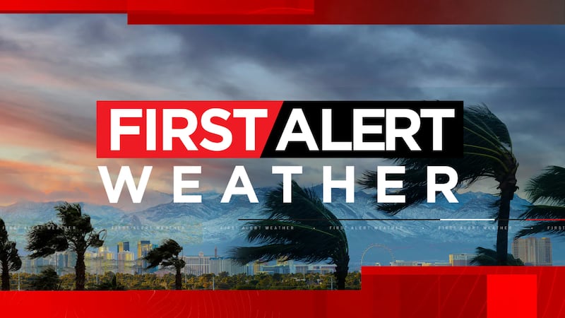 Estamos siguiendo un tramo tormentoso en el sur de Nevada, con tres sistemas moviéndose por la...