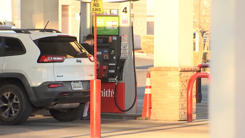 Las empresas y los conductores de Las Vegas dicen que el aumento de los costos del combustible...