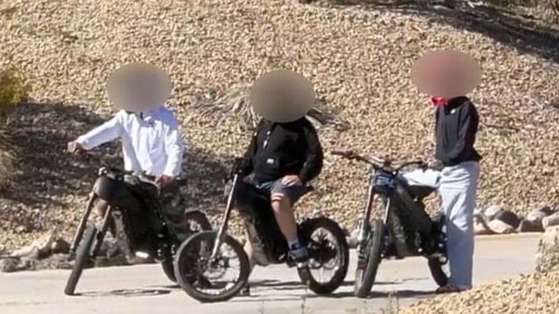 El Departamento de Policía de Henderson anunció el jueves el arresto de tres menores en...