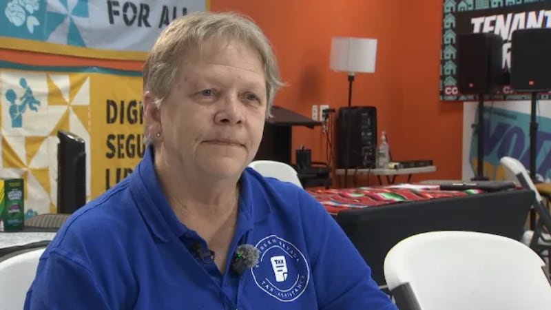 La temporada de impuestos ya está en marcha, pero algunas familias latinas del área de Las...