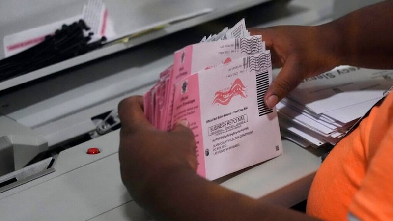 El Secretario de Estado de Nevada se encuentra en Washington para observar los argumentos ante...