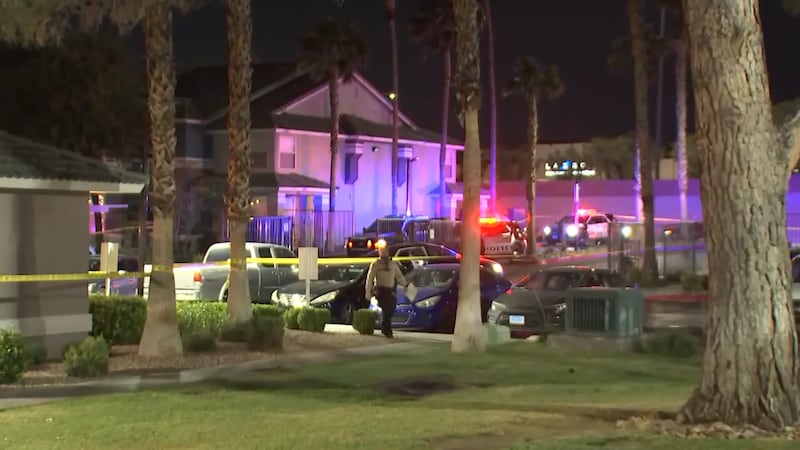 Un hombre ha muerto y una mujer ha resultado herida tras ser baleados por dos sospechosos...