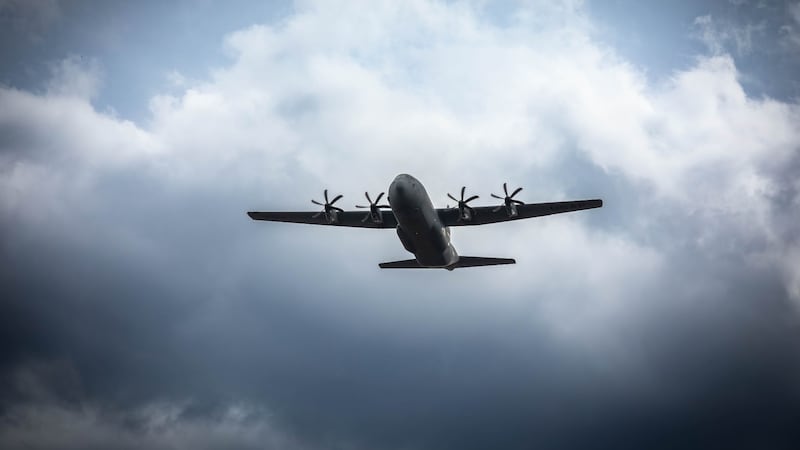 La 152.ª Ala de Transporte Aéreo de la Guardia Nacional Aérea de Nevada desplegó un...