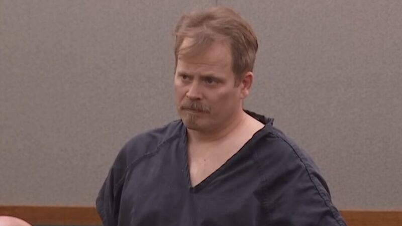 Un juez denegó el lunes una moción para reducir la fianza de un sospechoso acusado de disparar...