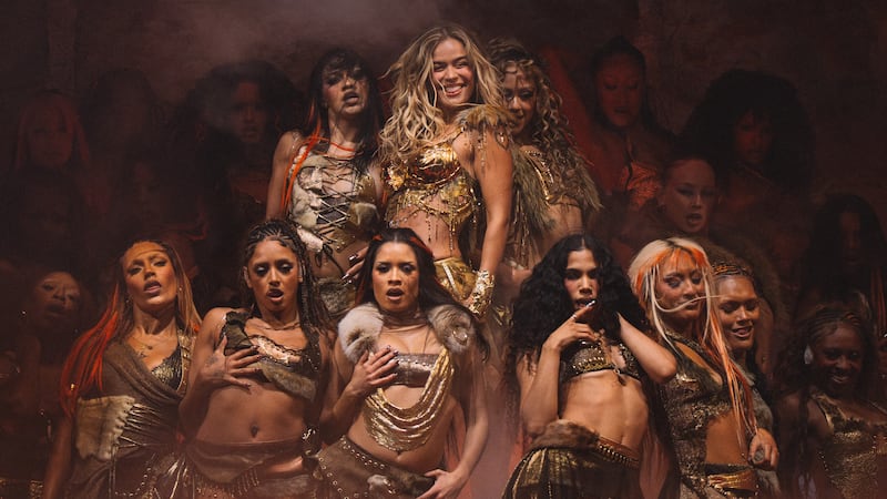 Karol G ha anunciado su gira “Viajando Por El Mundo Tropitour”, con parada en Las Vegas.