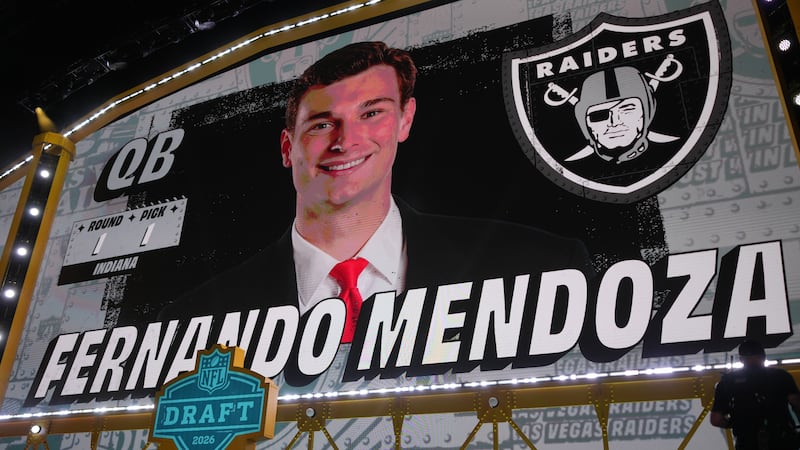 El recorrido de Fernando Mendoza, de infravalorado a la cima del draft de la NFL, se completó...