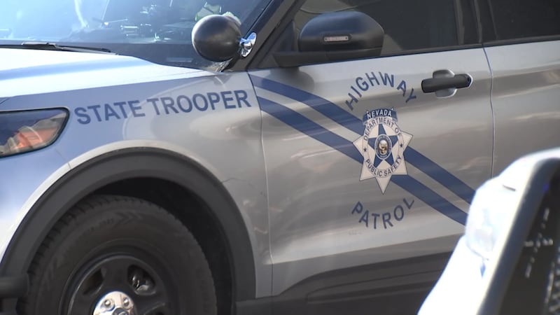 Agentes de la Patrulla de Carreteras de Nevada están investigando un accidente fatal en la...