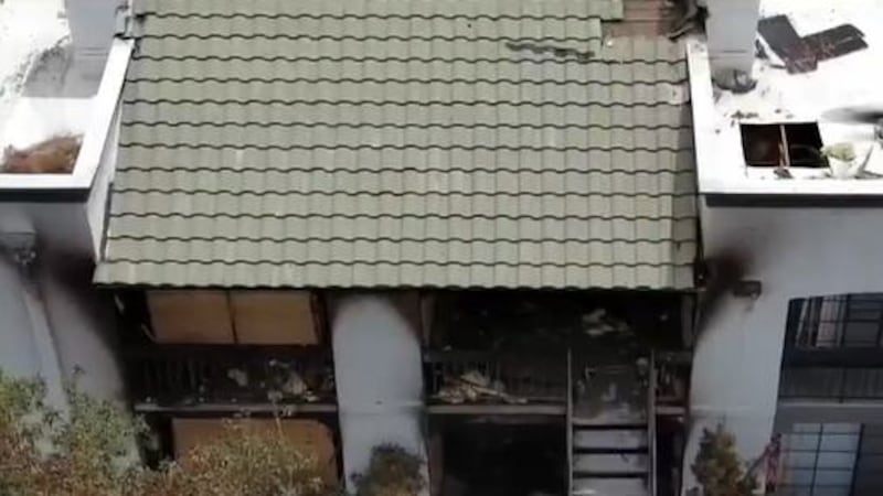 Dos niños han fallecido a consecuencia de las heridas sufridas tras un incendio en un edificio...