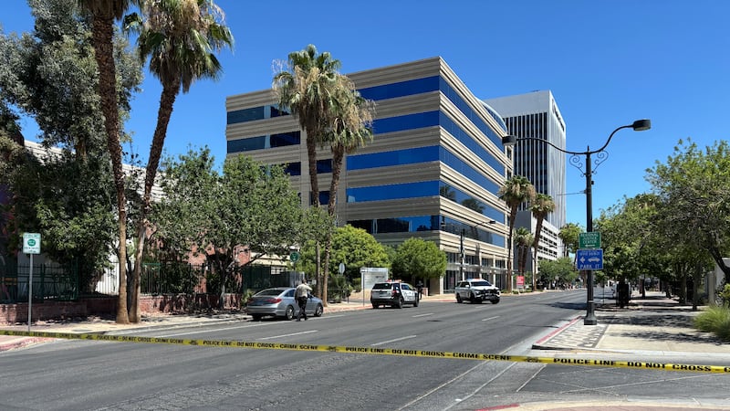 La Policía Metropolitana de Las Vegas recibió un reporte sobre un objeto sospechoso en un...