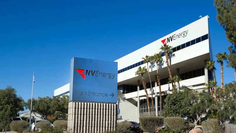 NV Energy ha comenzado a emitir reembolsos por un total de más de 63 millones de dólares,...
