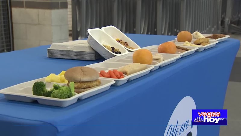 Las nuevas normas federales de nutrición establecen que las comidas escolares no pueden...