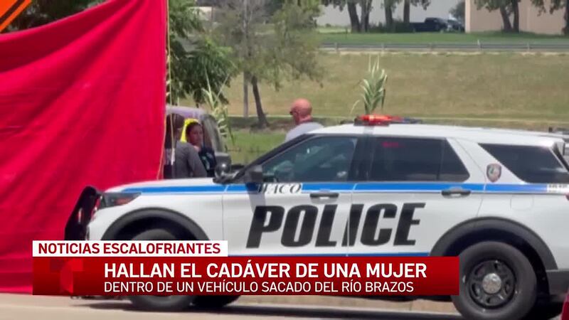 Encuentran cuerpo de mujer Hispana dentro del vehículo sacado del río Brazos